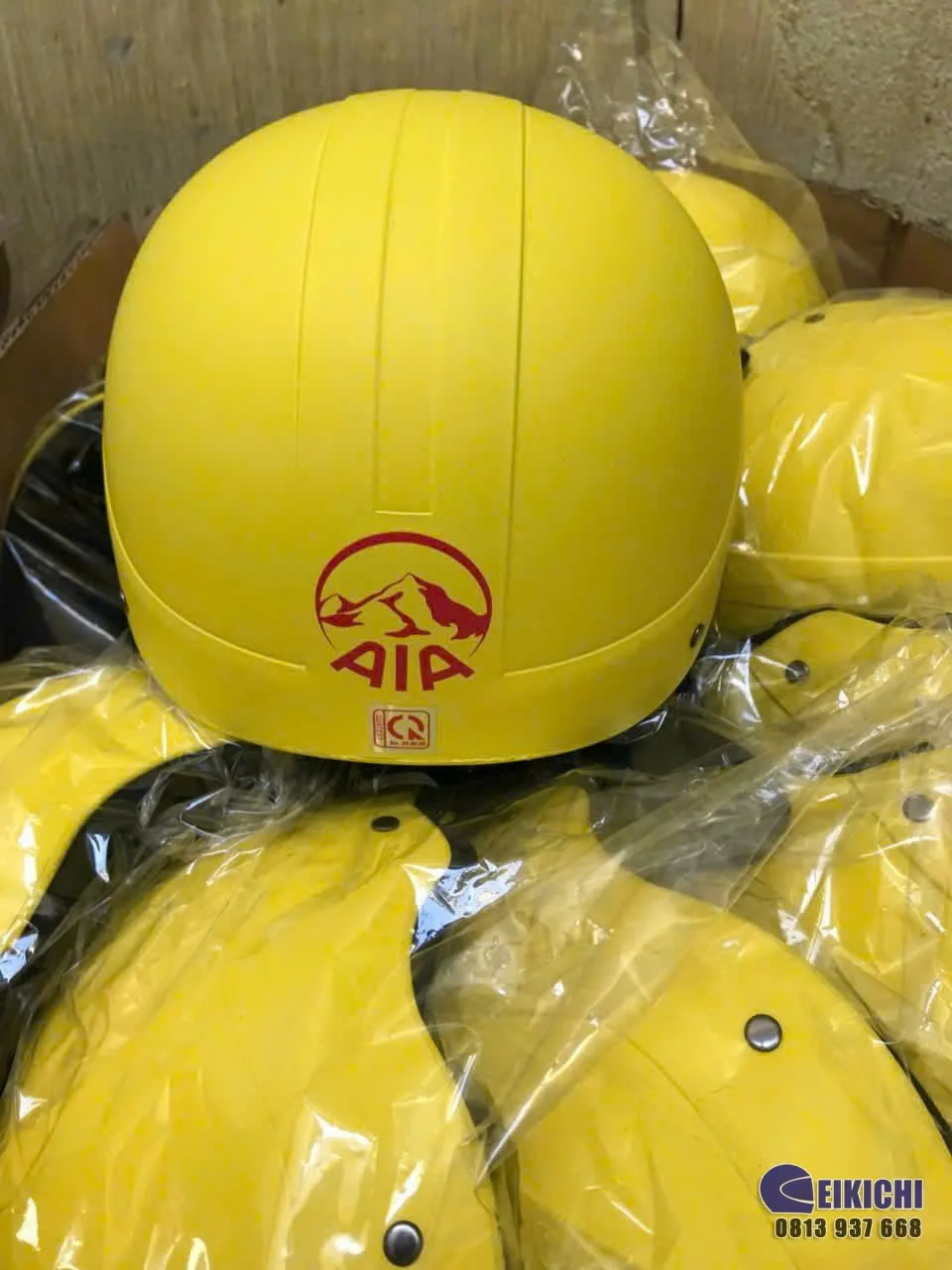 Nón Bảo Hiểm In Logo AIA Theo Yêu Cầu | Xưởng Sản Xuất Nón Bảo Hiểm EIKICHI Giá Rẻ TP.HCM