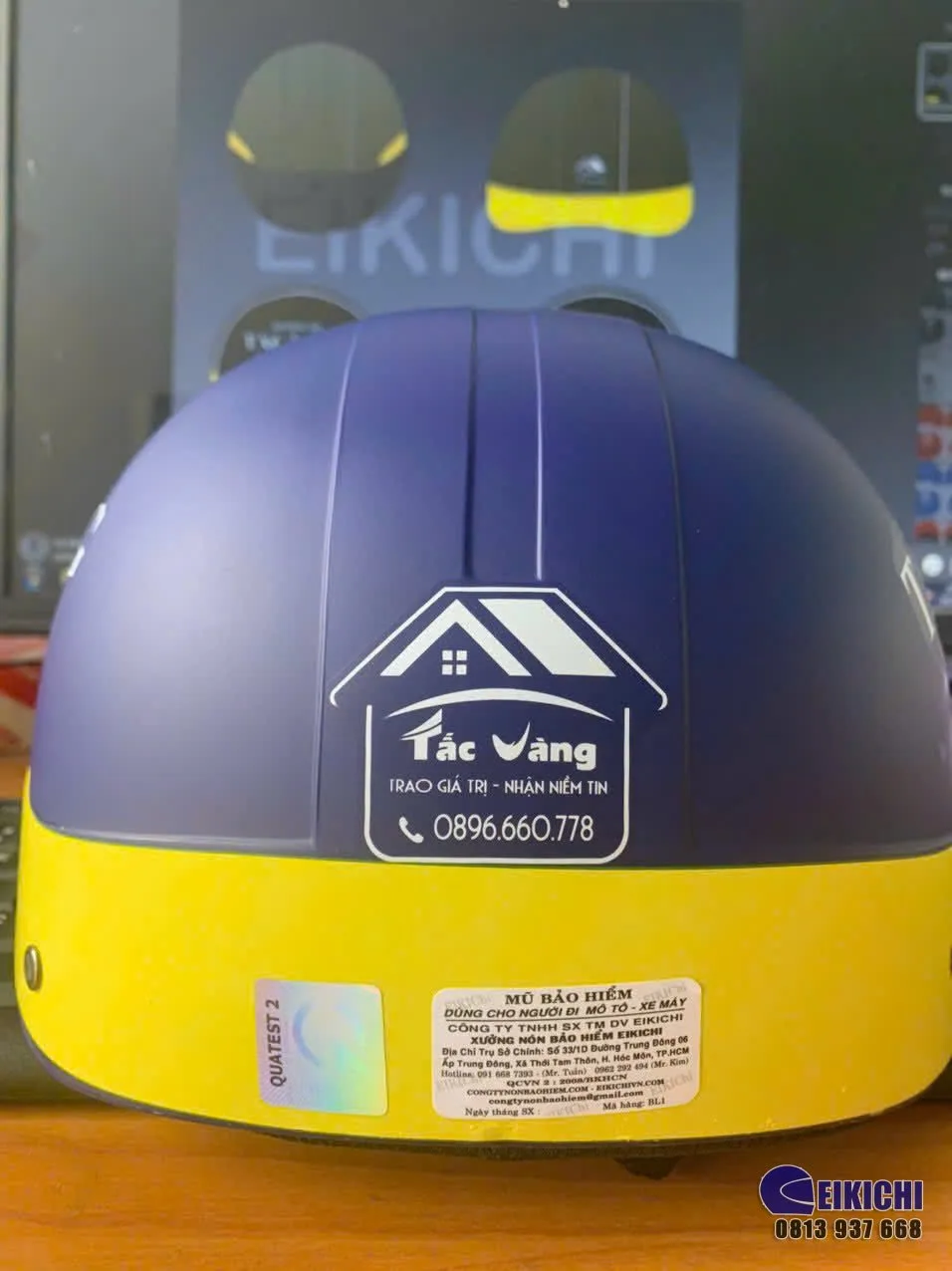 Nón Bảo Hiểm In Logo Bất Động Sản Tấc Vàng – Xưởng EIKICHI Sản Xuất Nón Bảo Hiểm Theo Yêu Cầu Cho Doanh Nghiệp