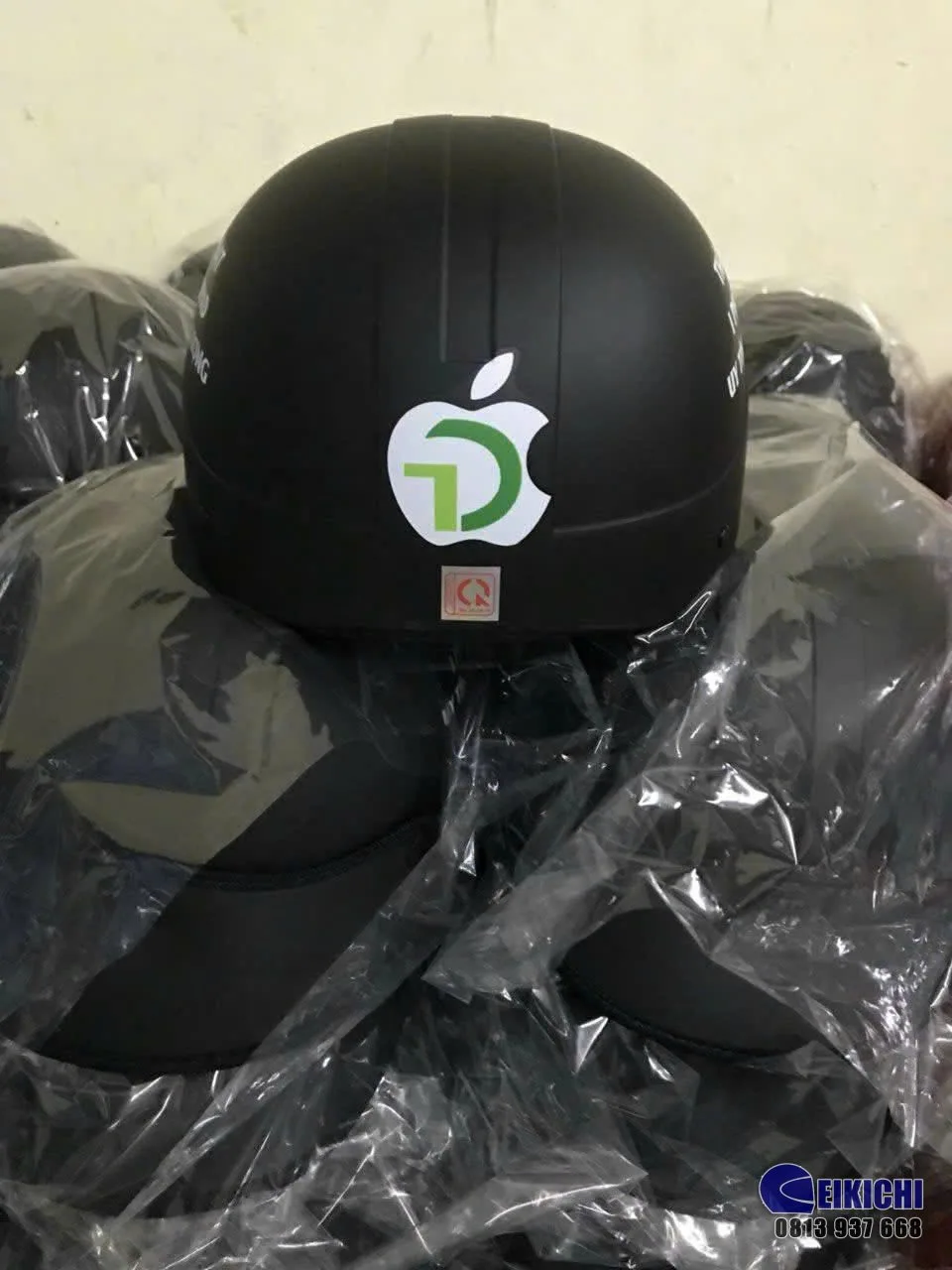 Nón Bảo Hiểm In Logo Cửa Hàng Điện Thoại Thành Đạt | Xưởng Sản Xuất Nón Bảo Hiểm Eikichi