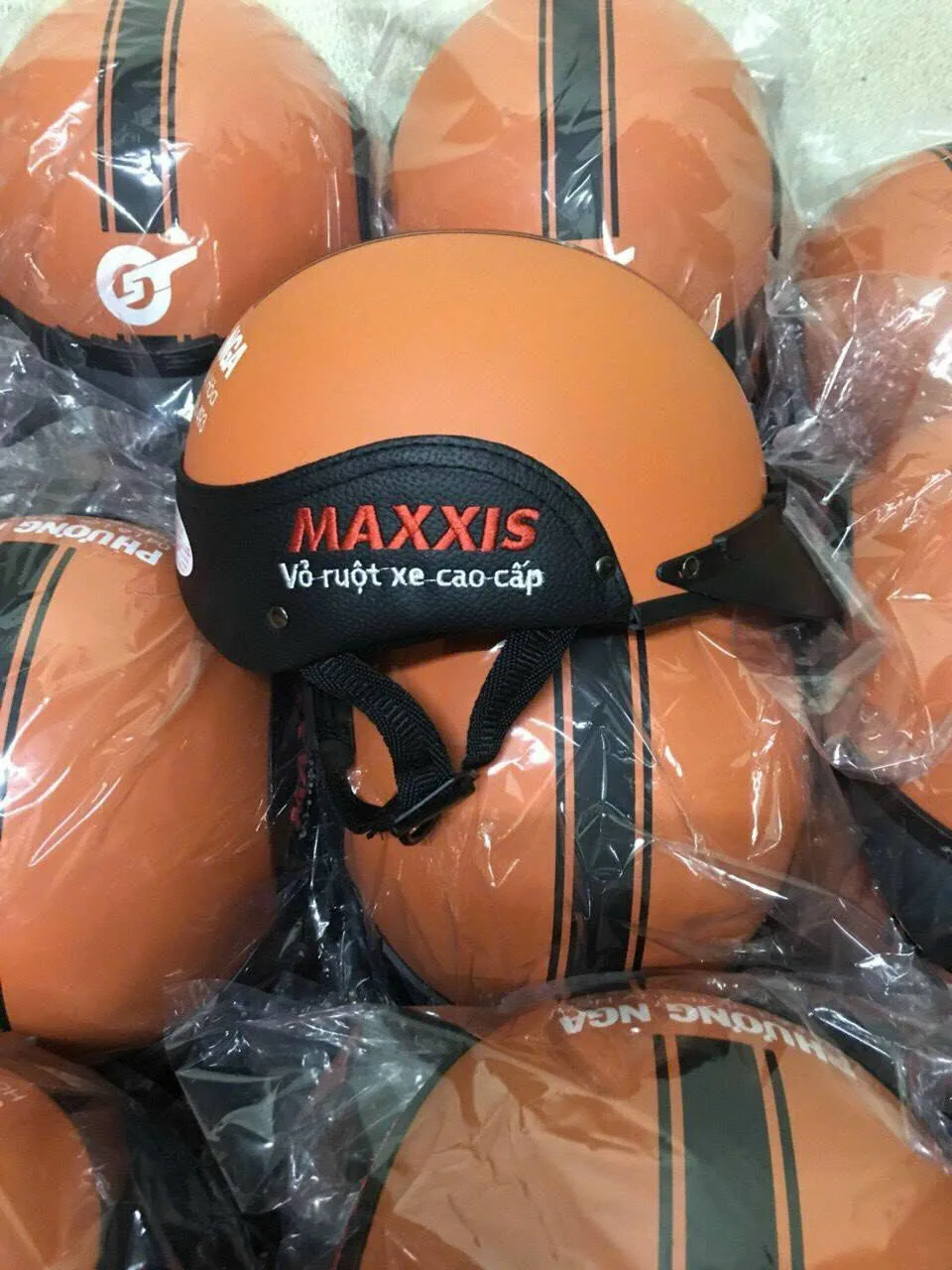 Nón Bảo Hiểm In Logo MAXXIS | Xưởng Sản Xuất Nón Bảo Hiểm Quà Tặng Doanh Nghiệp EIKICHI