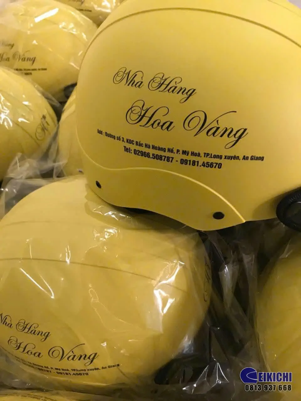 Nón Bảo Hiểm In Logo Nhà Hàng Hoa Vàng | Xưởng Sản Xuất Nón Bảo Hiểm Quà Tặng Doanh Nghiệp EIKICHI