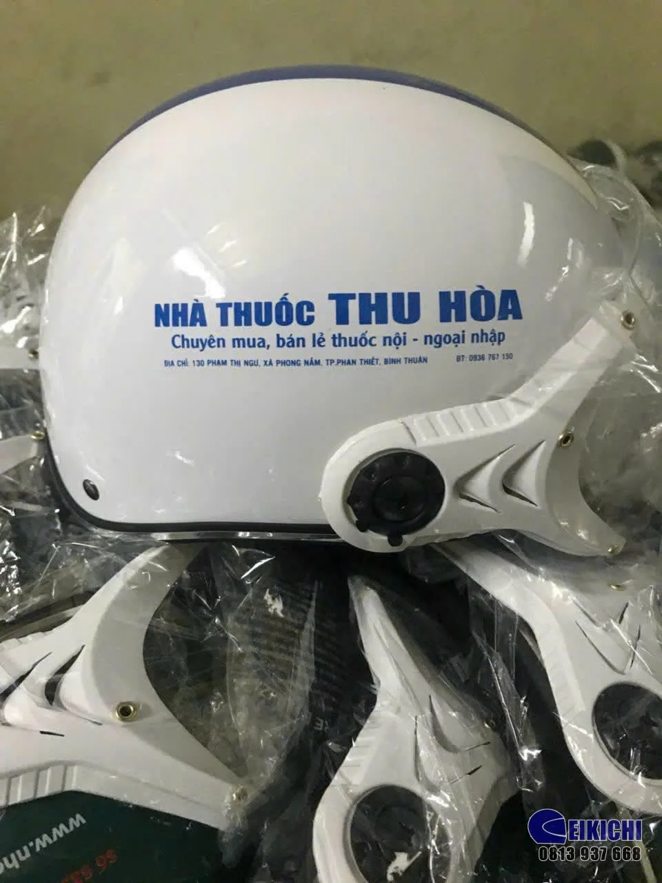 Nón Bảo Hiểm In Logo Nhà Thuốc THU HÀ | Xưởng Sản Xuất Nón Bảo Hiểm Quà Tặng Doanh Nghiệp EIKICHI