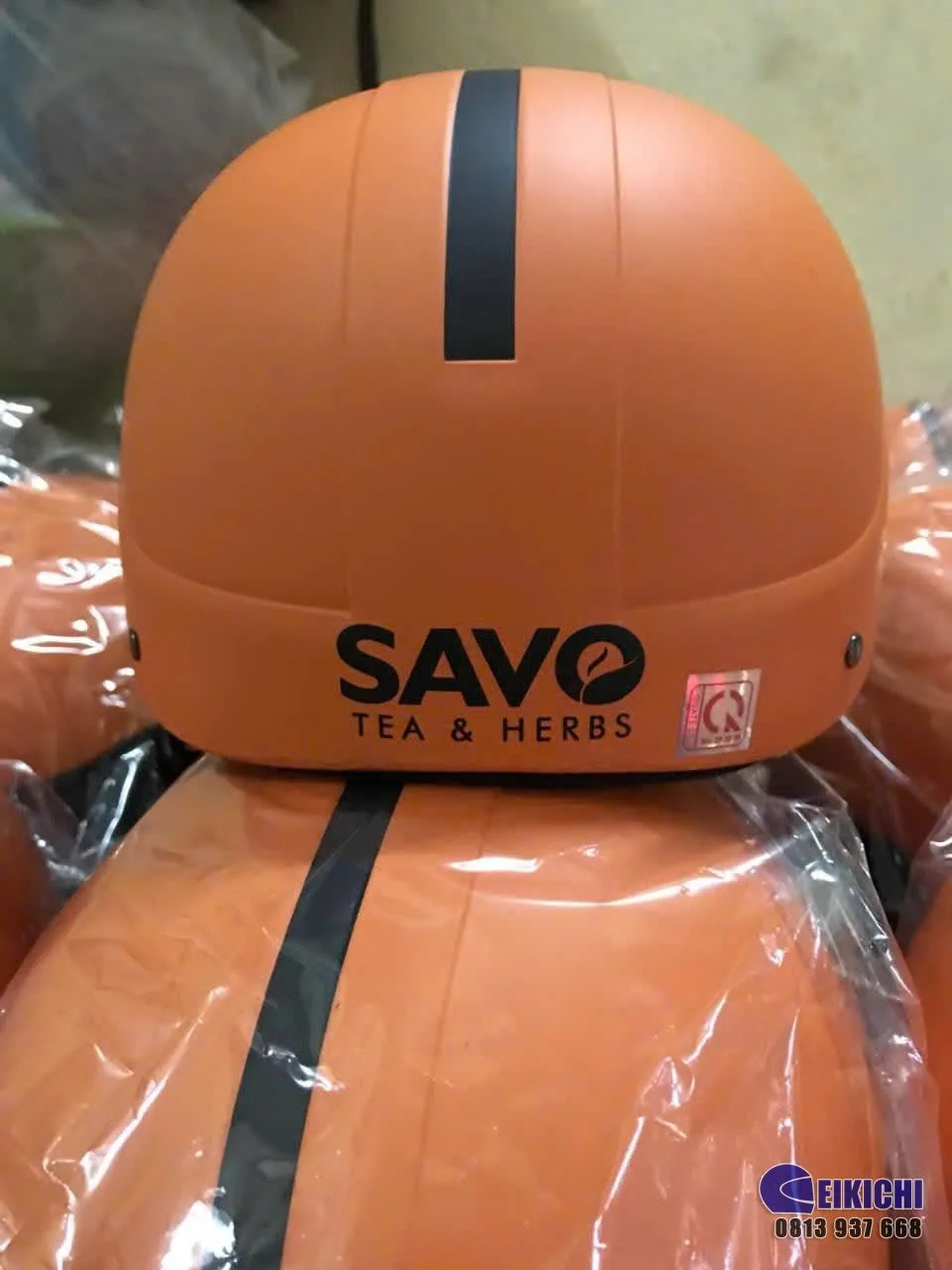 Nón Bảo Hiểm In Logo SAVO Tea & Herbs | Xưởng Sản Xuất Nón Bảo Hiểm Quảng Cáo Doanh Nghiệp EIKICHI