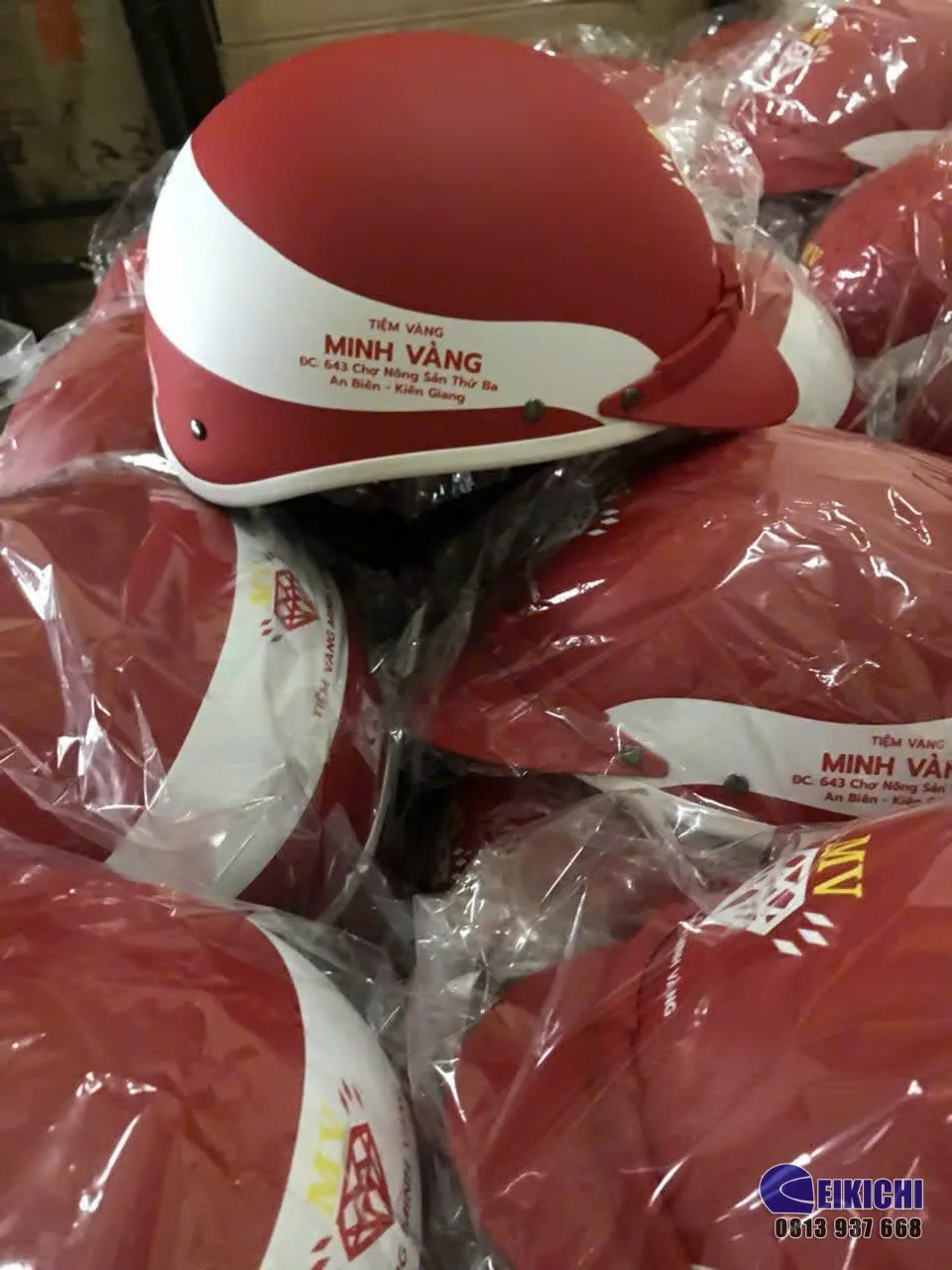 Nón Bảo Hiểm In Logo Tiệm Vàng Minh Vàng | Xưởng Sản Xuất Nón Bảo Hiểm Quà Tặng Doanh Nghiệp EIKICHI