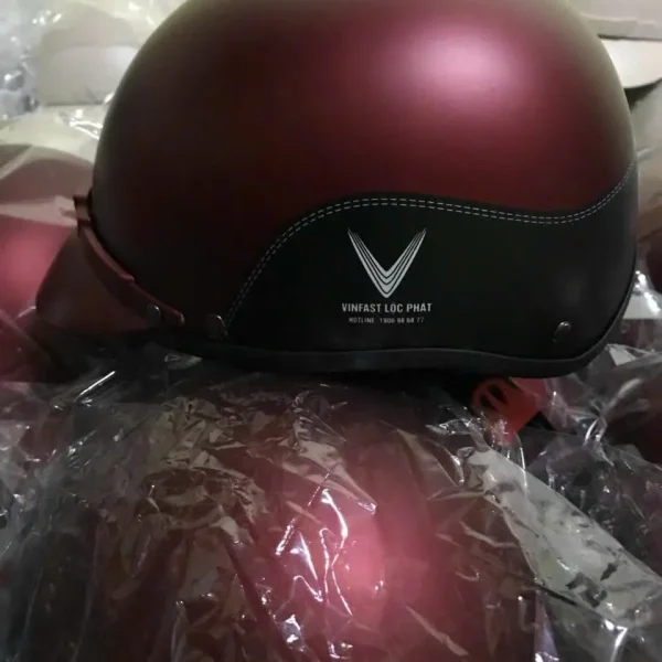 Nón Bảo Hiểm In Logo VinFast Lộc Phát | Xưởng Sản Xuất Nón Bảo Hiểm EIKICHI Theo Yêu Cầu